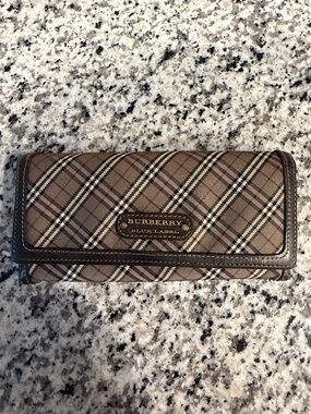 🔥Authentic Burberry Blue Label Long Nova Check Wallet🔥
